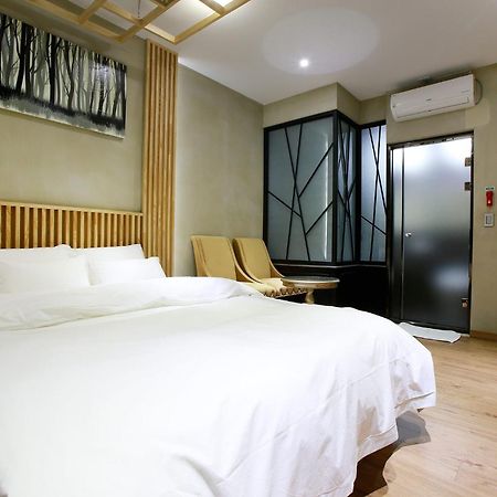 W Hotel Gwangmyeong Esterno foto