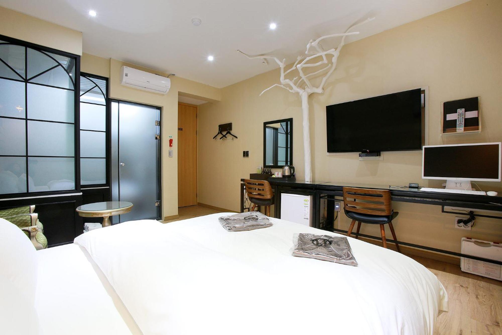 W Hotel Gwangmyeong Esterno foto